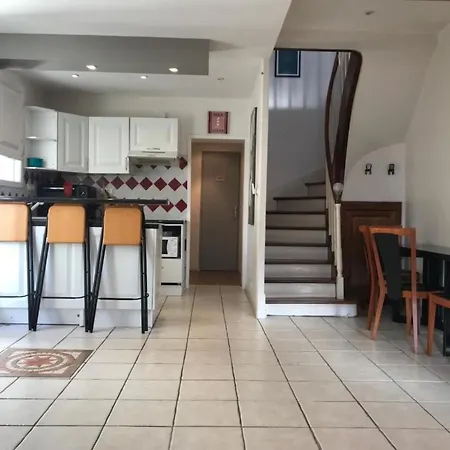 Сasa de vacaciones Haus La Rochelle By Interhome *